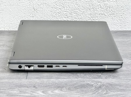Dell Precision 7780 53